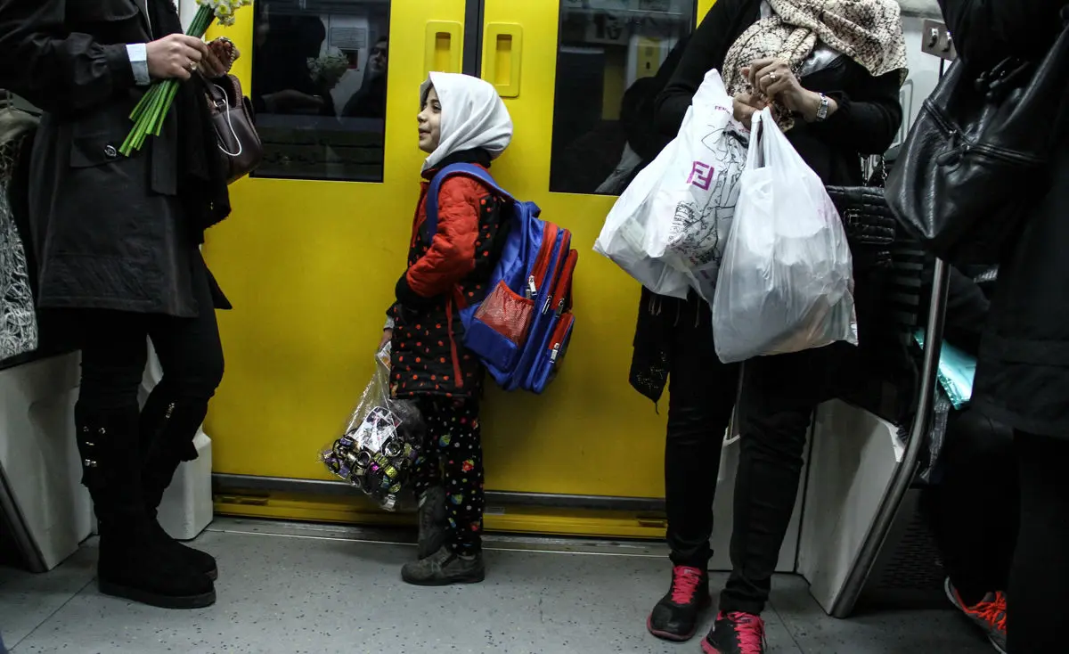 بهزیستی: دو هزار کودکِ کار در مترو‌ها کار می‌کنند
