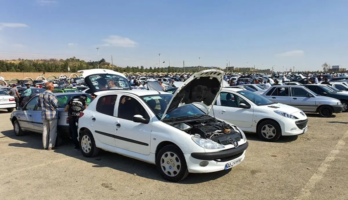قیمت خودرو‌های سایپا و ایران خودرو ۷ آذر ۱۴۰۰
