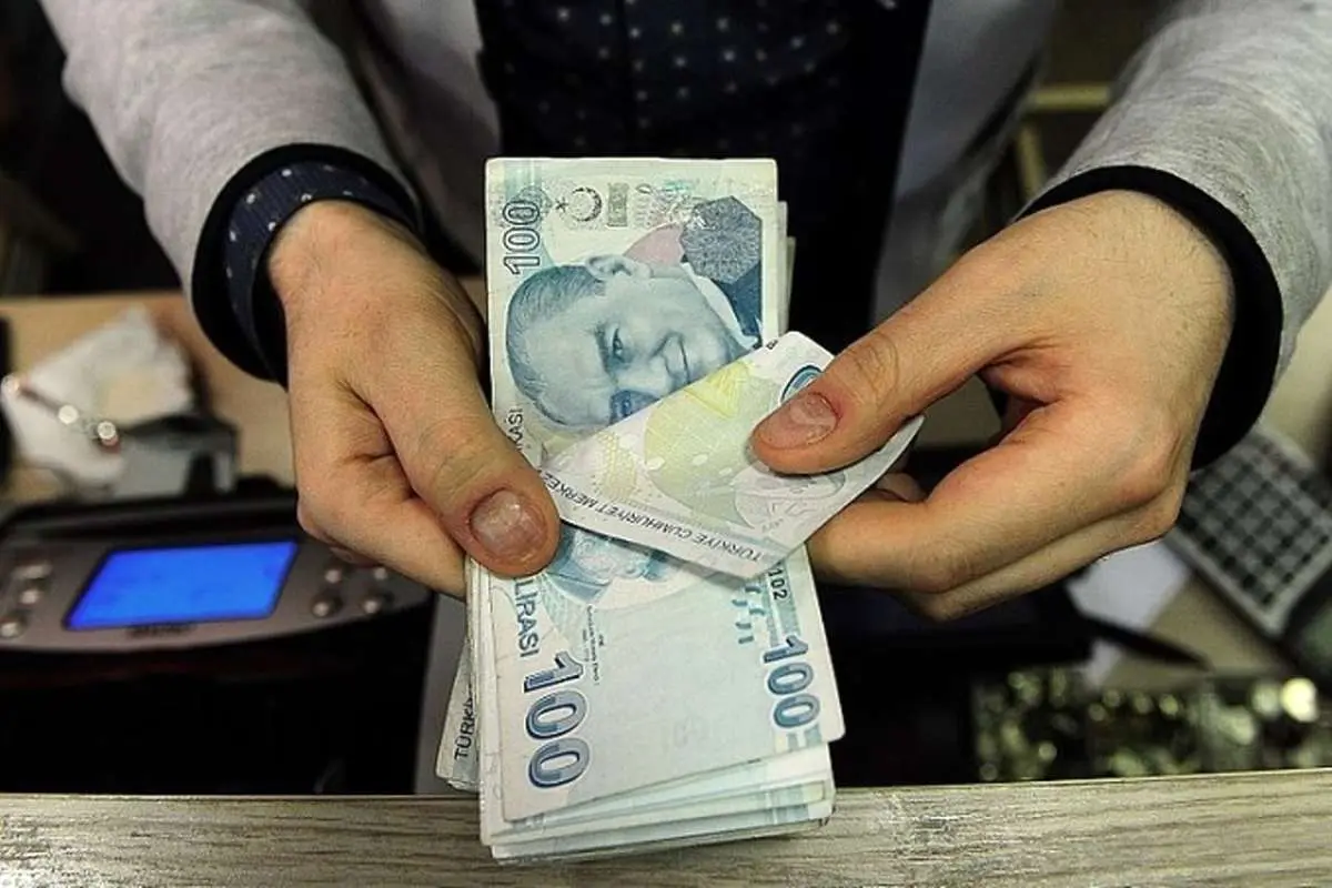 قیمت لیر ترکیه دوشنبه ۸ آذر ۱۴۰۰