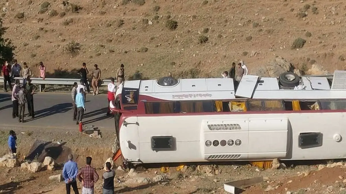 مقصران واژگونی اتوبوس خبرنگاران مشخص شدند