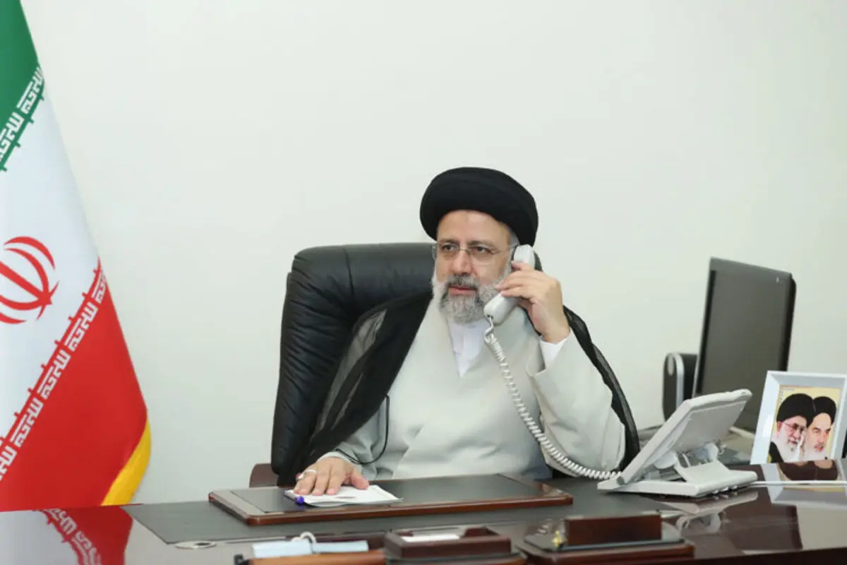 رئیسی به مکرون: آماده ادامه همکاری کامل با آژانس هستیم