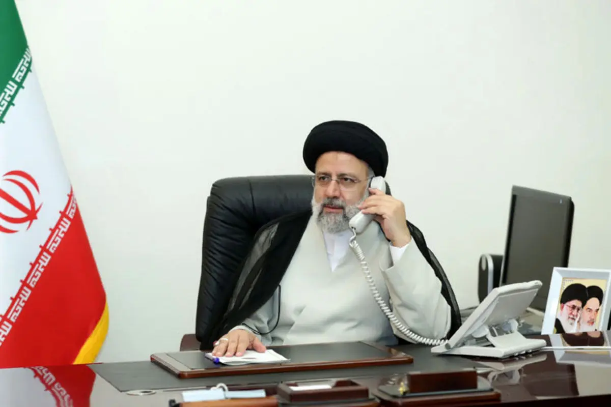 رئیسی به مکرون: آماده ادامه همکاری کامل با آژانس هستیم