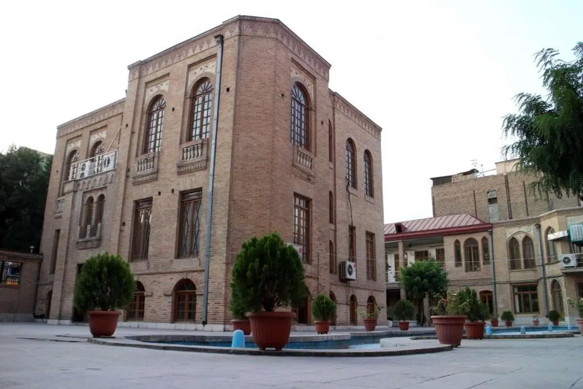 فعالیت‌های فرهنگی در خانه شعبان بی‌مخ!