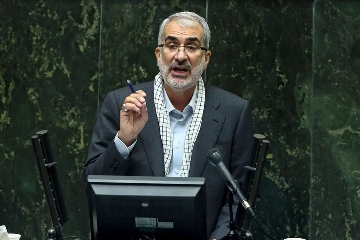کیهان به وزیر آموزش و پرورش: روحانیون را به مدارس بیاورید