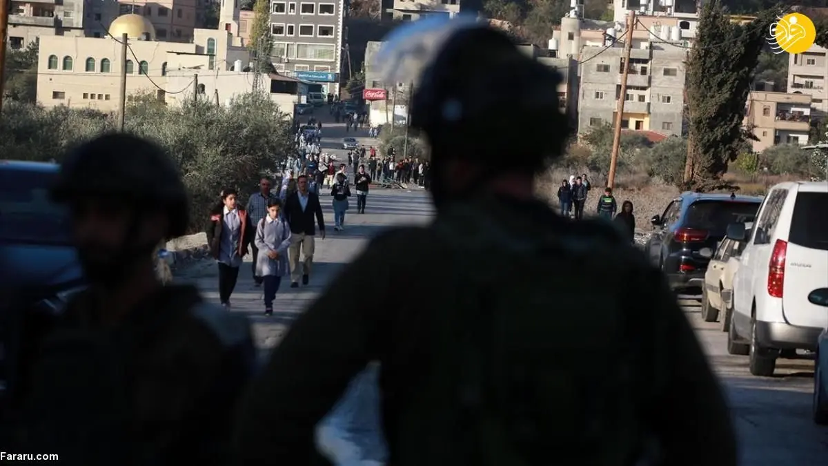 (تصاویر) دانش آموزان فلسطینی با ترس به مدرسه می‌روند
