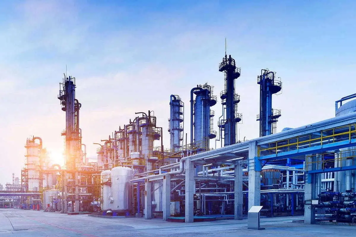 بلوای حقوقهای نامتعارف در پتروشیمی امیر کبیر
