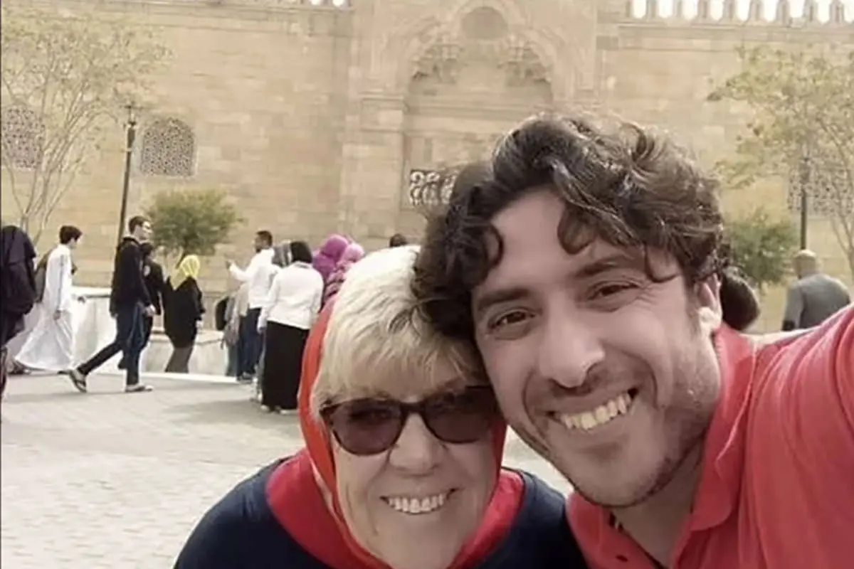 (ویدئو) داستان عشق پیرزن ۸۲ ساله به جوان ۳۶ ساله