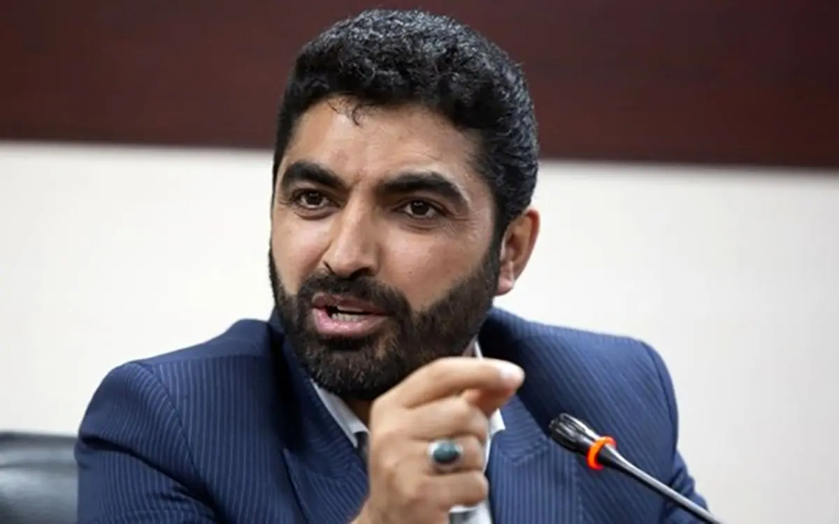 انتقاد نماینده مجلس از عزیزی خادم: درباره جادوگری در فوتبال توضیح دهید