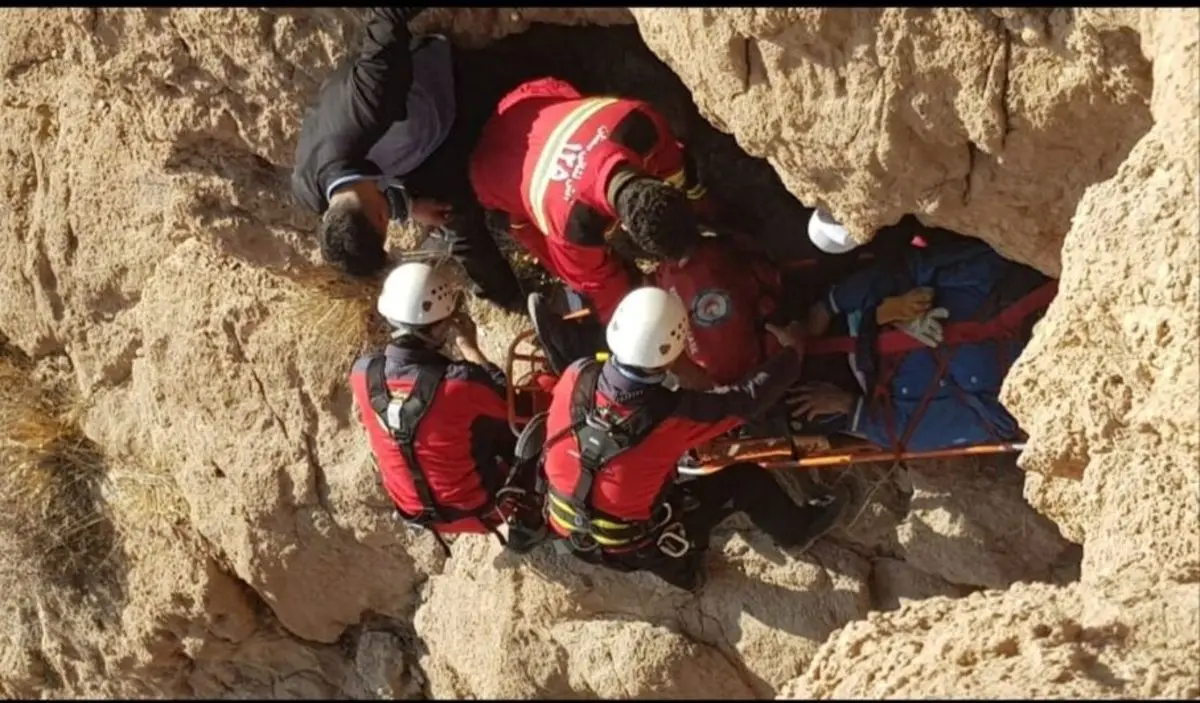 سقوط پاراگلایدر در سمنان
