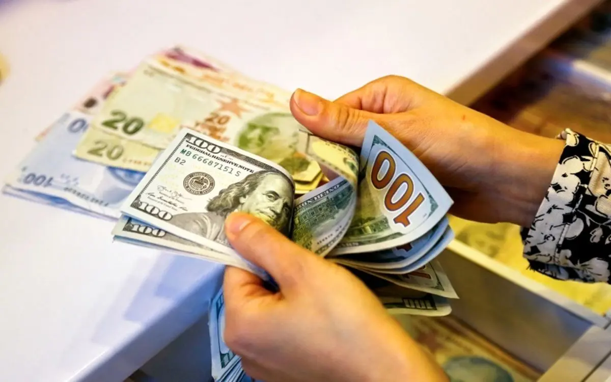 پیش‌بینی قیمت دلار امروز شنبه ششم آذر ۱۴۰۰