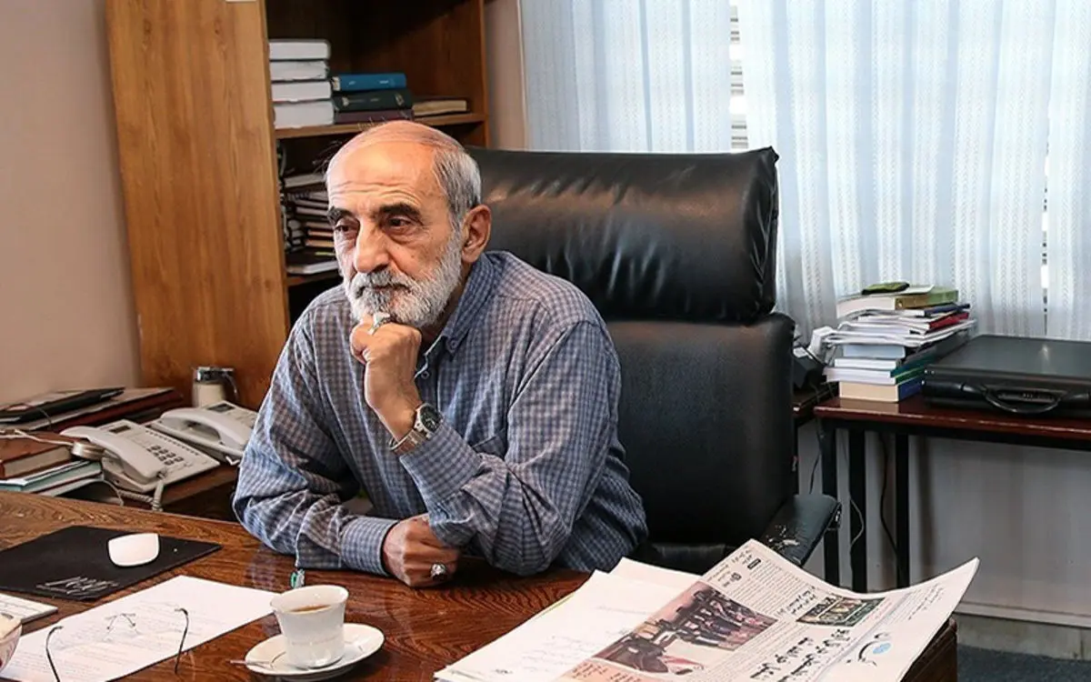 نگرانی شریعتمداری از روبروشدن تیم مذاکرات با مقامات امریکا