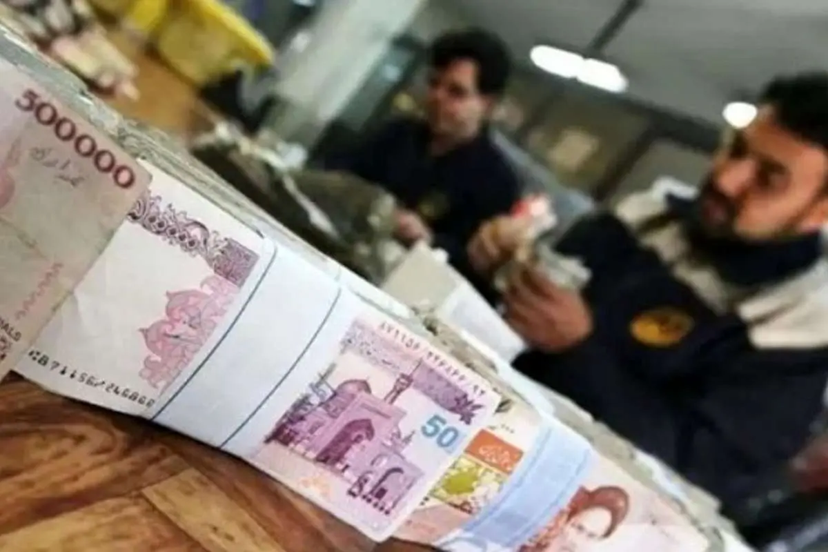 عیدی سال ۱۴۰۱؛ کارگران چقدر عیدی می‌گیرند؟