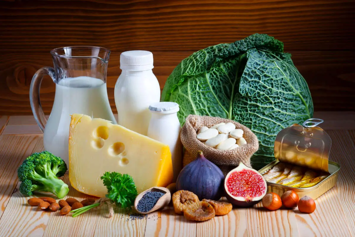۱۰ خوراکی سرشار از کلسیم که لبنی نیستند!