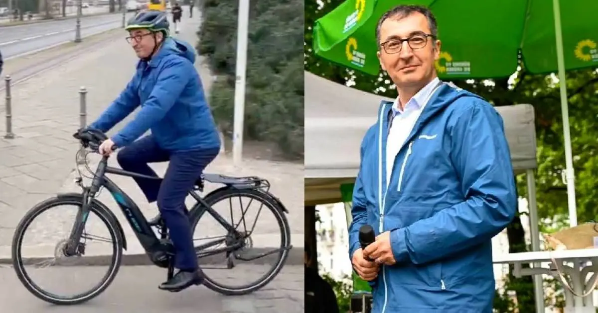 (ویدئو) وزیر جدید با دوچرخه به کاخ ریاست جمهوری رفت