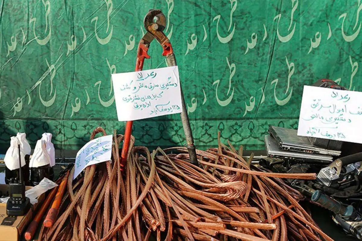 سرقت ۶۰۰ متر کابل برق فشار قوی در تونل ایستگاه مترو میرداماد!