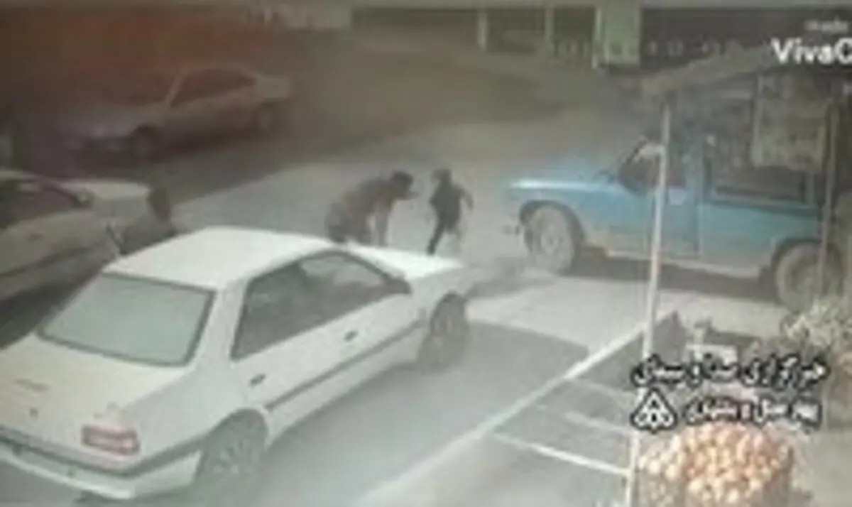 (ویدئو) نجات دختر بچه هنگام عبور از خیابان در شهرکرد