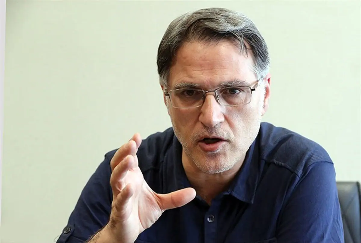 محمدرضا تاجیک: اصولگرایان حتی خودی‌های مستقل را تحمل نمی‌کنند