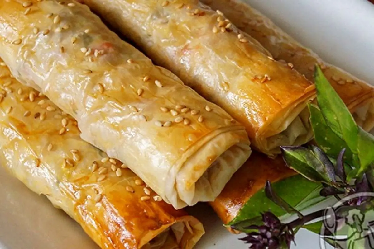 طرز تهیه بورک با هر چیزی که در یخچال دارید!