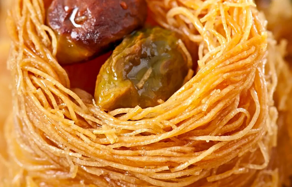 طرز تهیه باقلوای عربی، شیرینی آسان و مجلسی