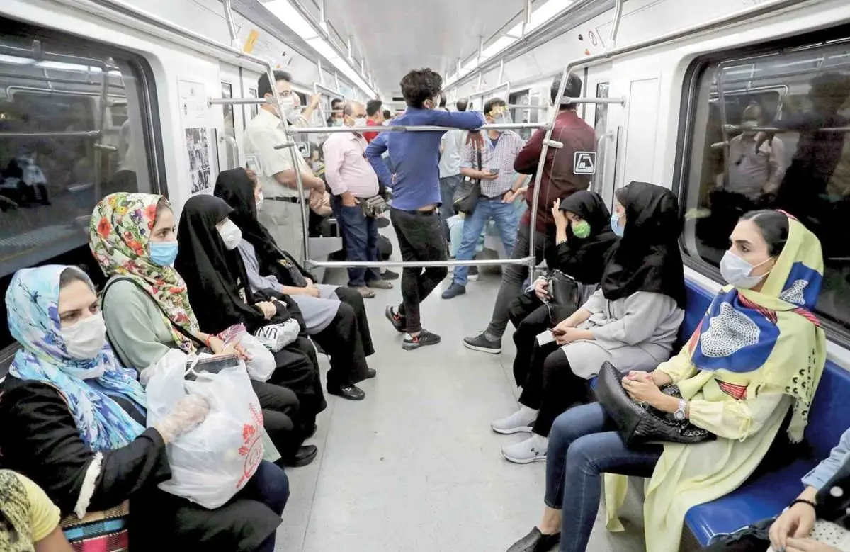 توضیحات مترو درباره ممانعت از ورود آقایان و دستفروشان به واگن بانوان