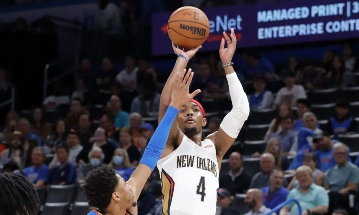 (ویدئو) اتفاق عجیب در  NBA؛ ۲ پرتاب سه امتیازی در کمتر از یک ثانیه