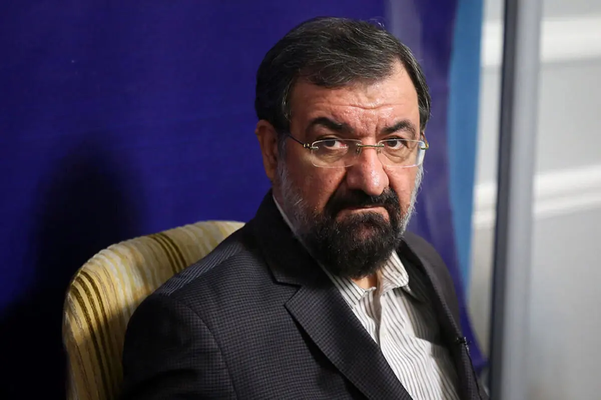 آقای محسن رضایی! با رئیس جمهور هماهنگ باشید