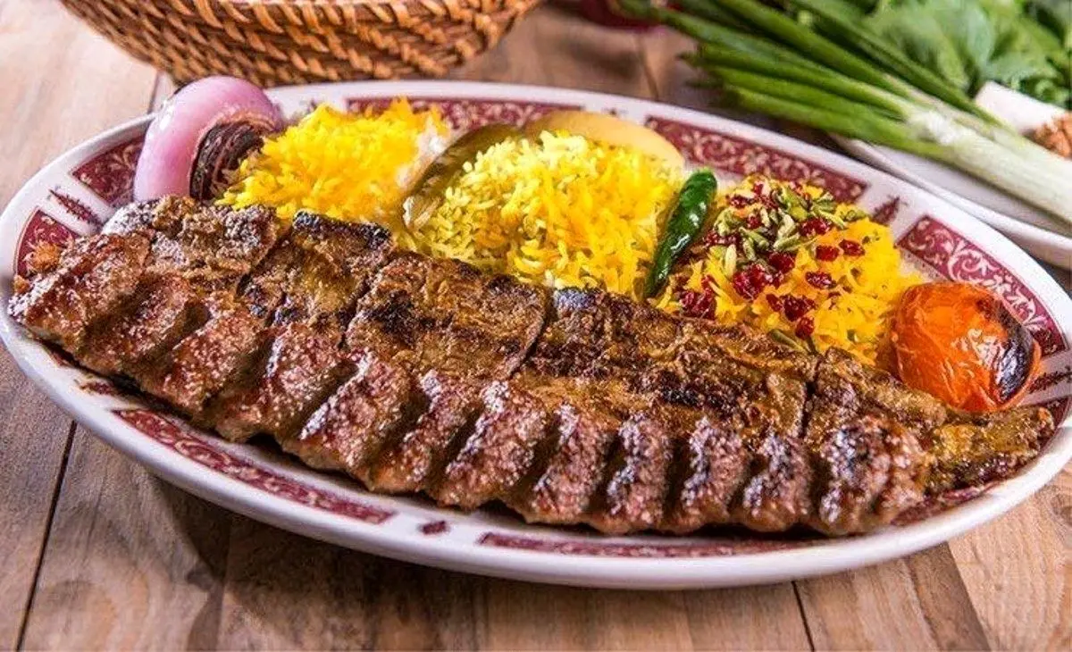 چطور کباب سلطانی بپزیم؟ طرز تهیه +نکاتی برای سرو