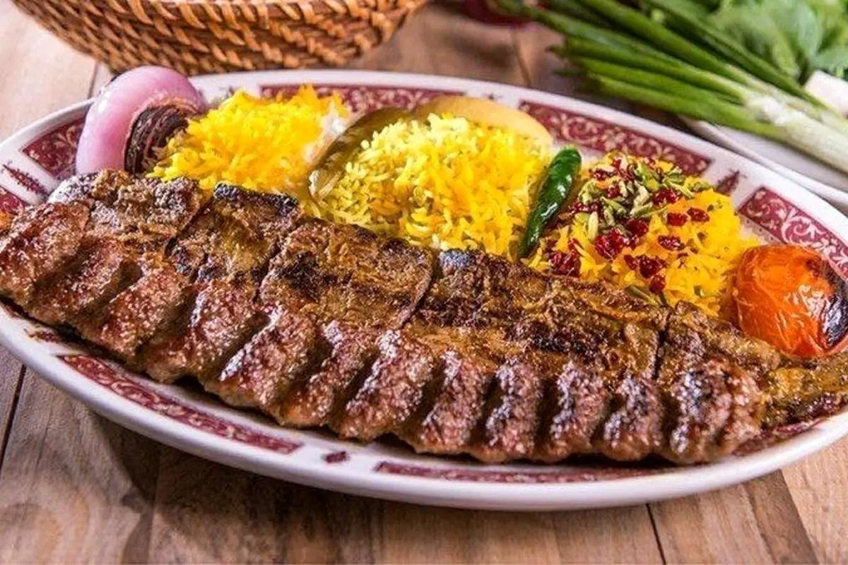 چطور کباب سلطانی بپزیم؟ طرز تهیه +نکاتی برای سرو