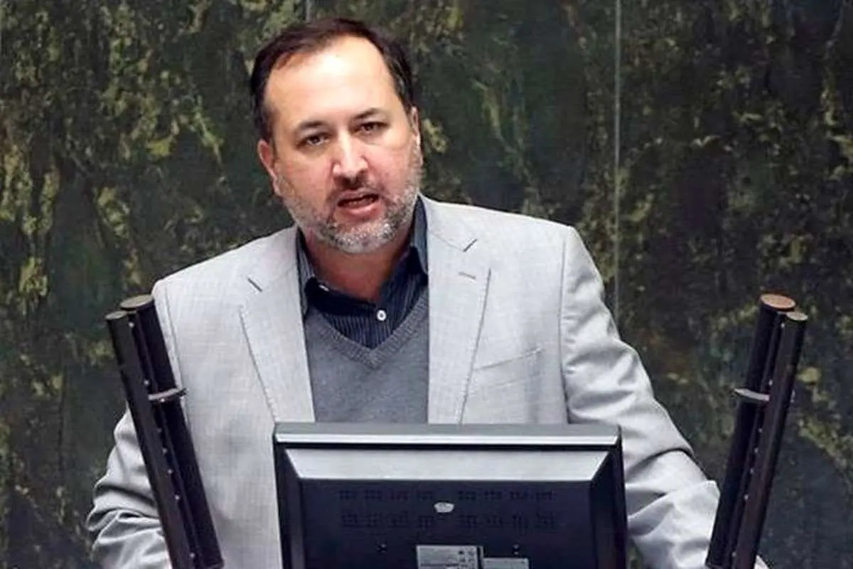 سکونت خانواده مدیرعامل یک بانک در انگلیس