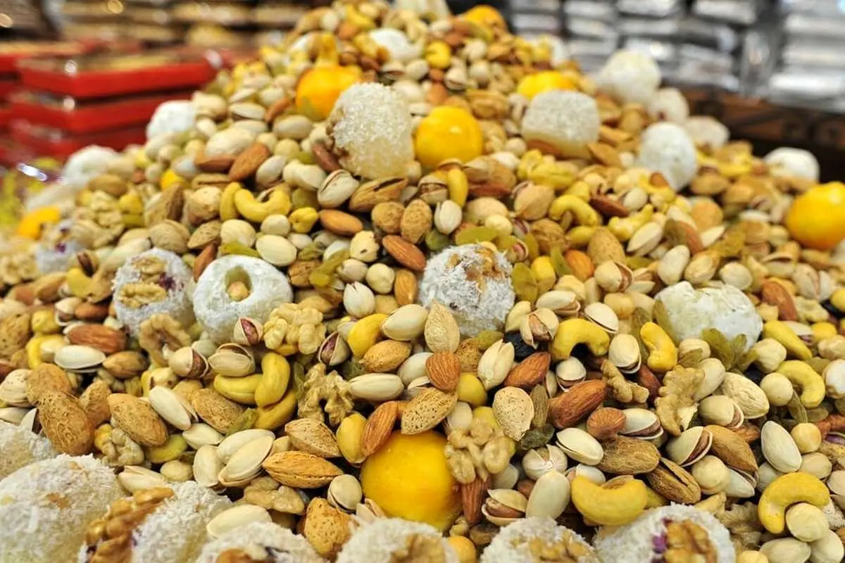 چرا آجیل شب چله گران است؟