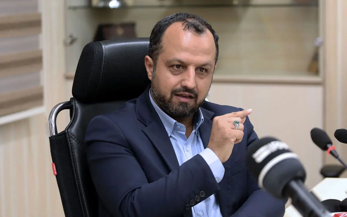استیضاح وزیر اقتصاد تکذیب شد