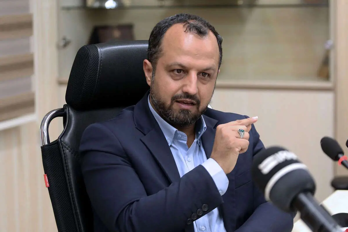 استیضاح وزیر اقتصاد تکذیب شد