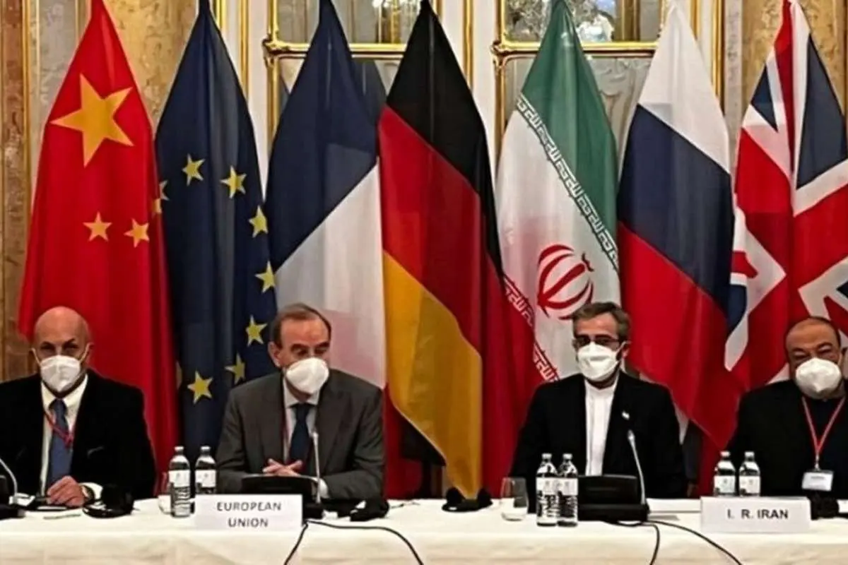 پولتیکو: آمریکا پیشنهاد خوبی روی میز مذاکره با ایران گذاشته است