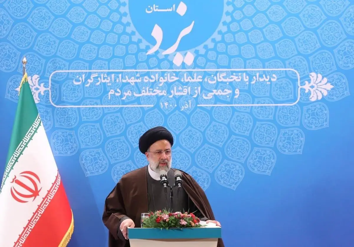 دفاع عباس عبدی از وعده رئیسی برای از بین بردن فقر مطلق