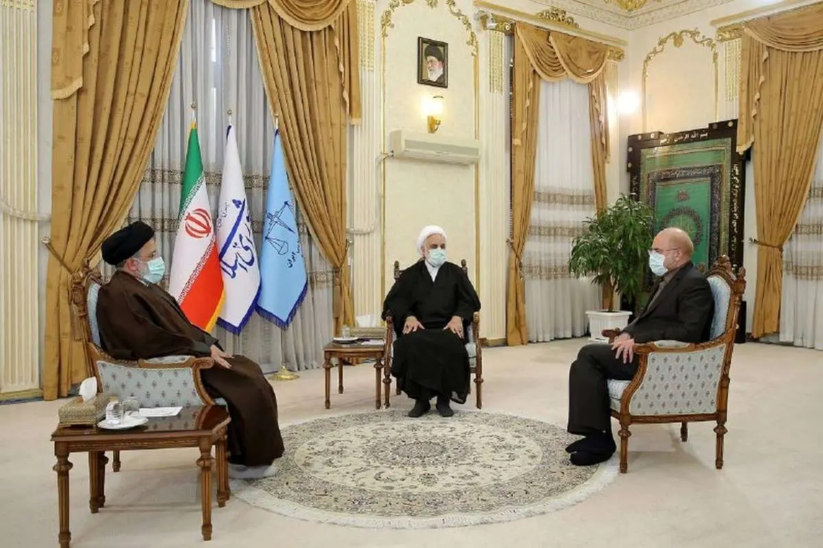 برگزاری سومین نشست هفتگی سران قوا