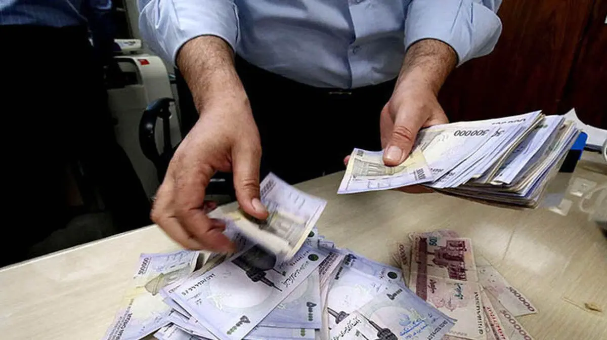 افزایش حقوق ۱۰ درصد؛ ۴.۵ میلیون تومان حداقل حقوق سال ۱۴۰۱
