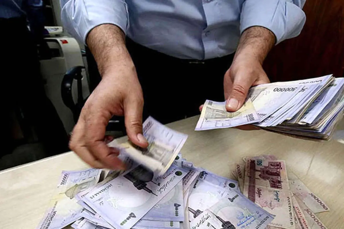 افزایش حقوق ۱۰ درصد؛ ۴.۵ میلیون تومان حداقل حقوق سال ۱۴۰۱