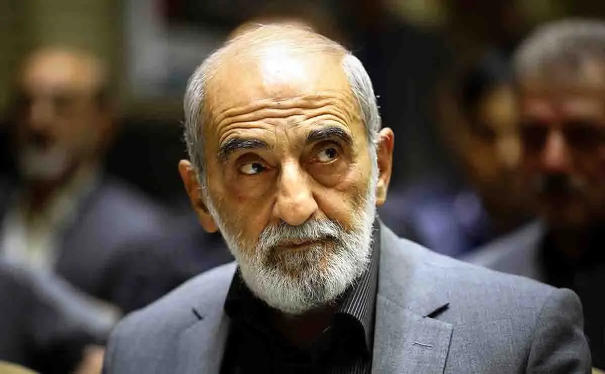 حسین شریعتمداری: آقای نوبخت از شما بعید بود!