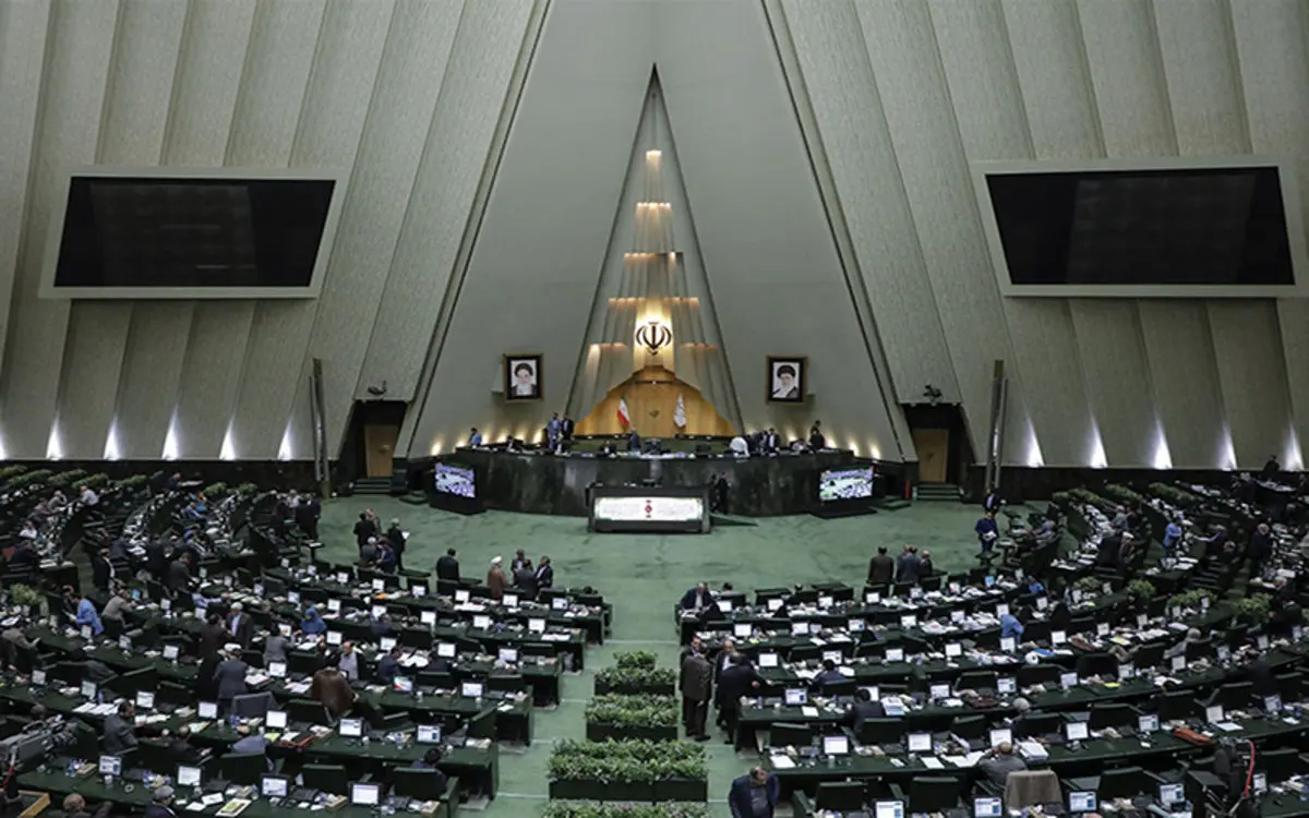 کاهش سه درصدی حقوق گمرکی در بودجه ۱۴۰۱