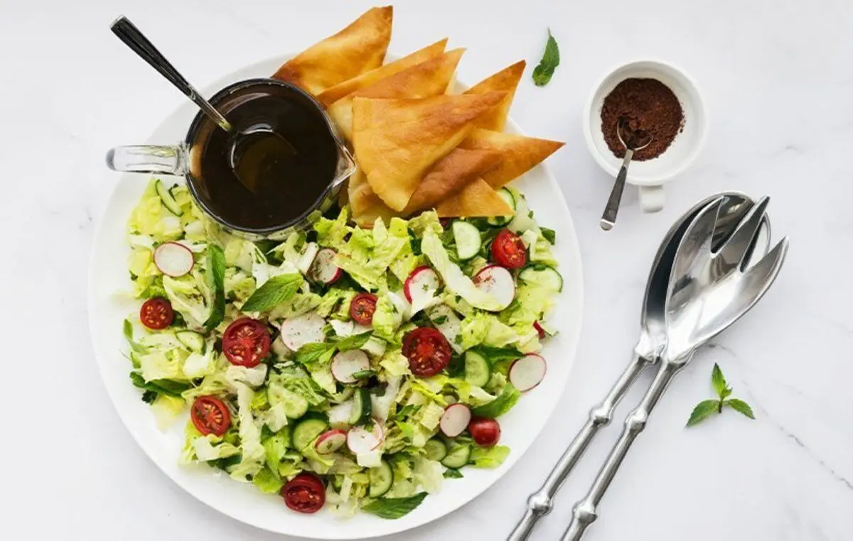 طرز تهیه سالاد فتوش، سالاد جذاب لبنانی