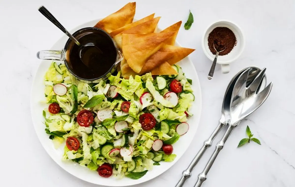 طرز تهیه سالاد فتوش، سالاد جذاب لبنانی