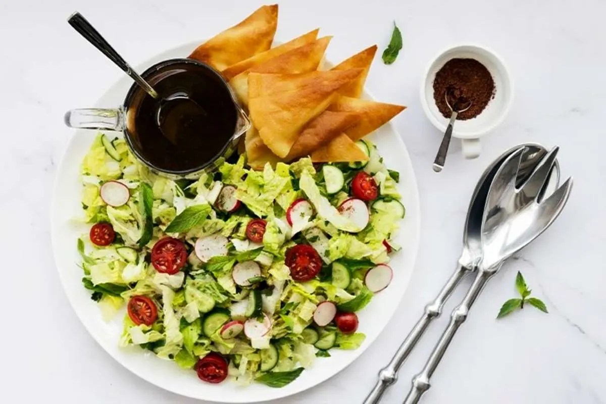 طرز تهیه سالاد فتوش، سالاد جذاب لبنانی