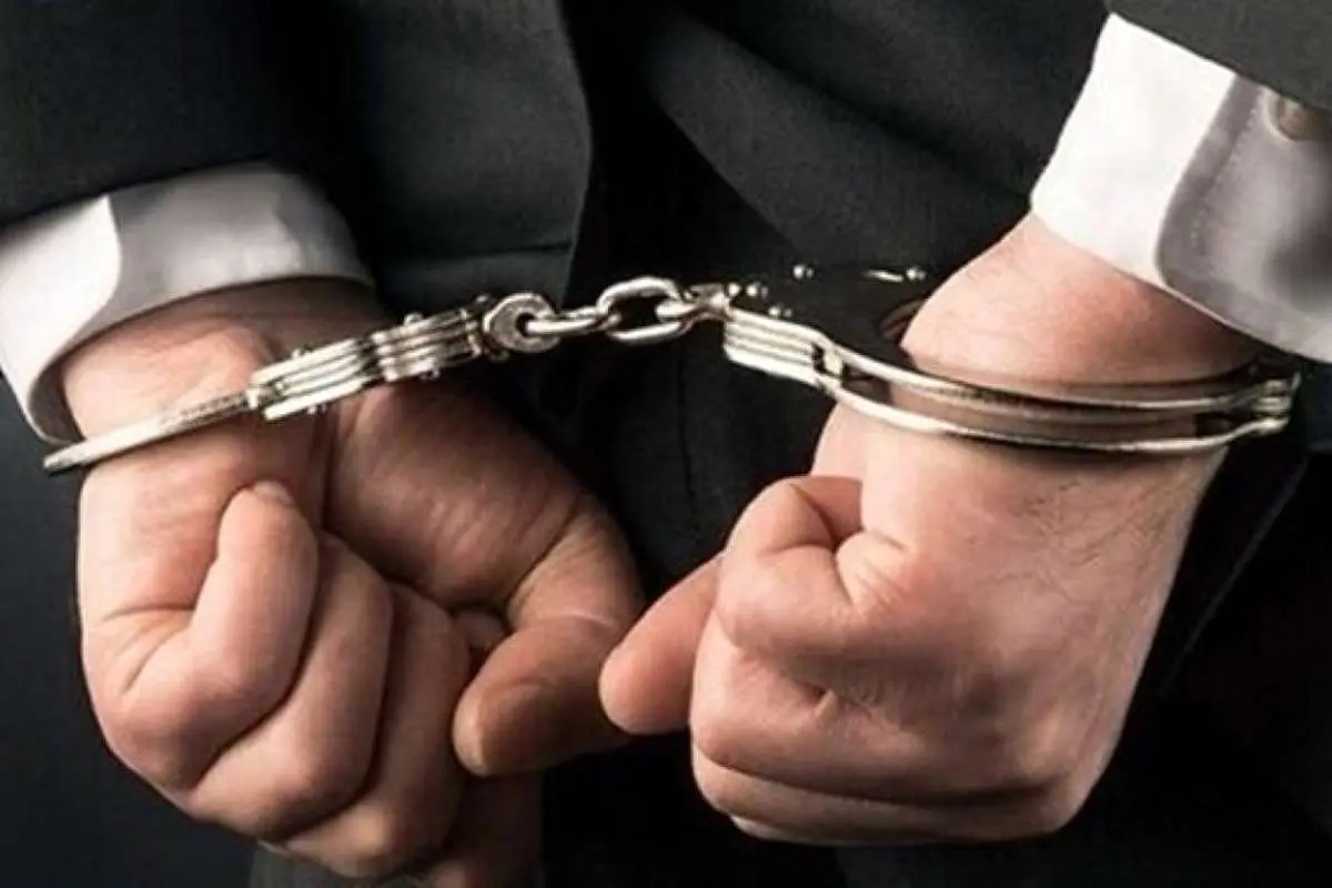 بازداشت یک مدیر در فارس