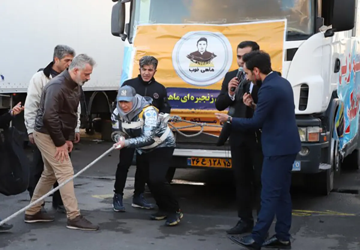 (تصاویر) رکوردشکنی گیتی موسوی، قوی‌ترین زن جهان در تبریز