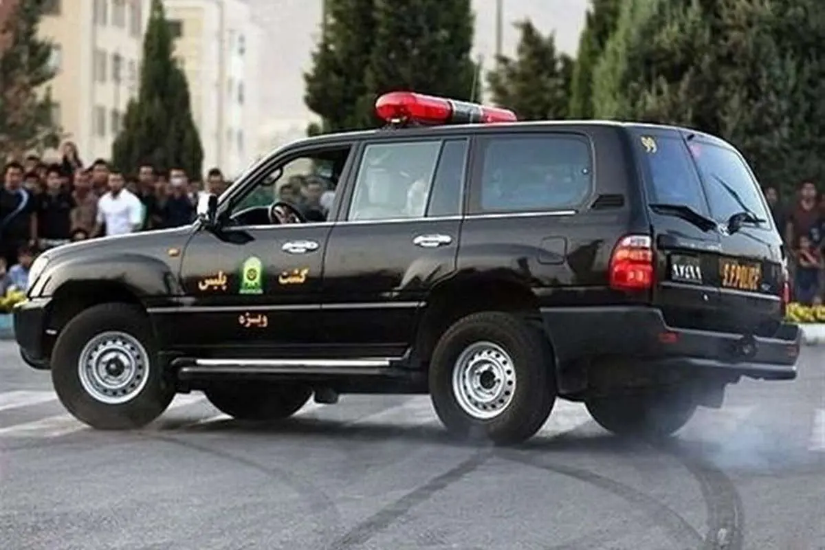 دستگیری تبهکاران پشت چراغ قرمز!