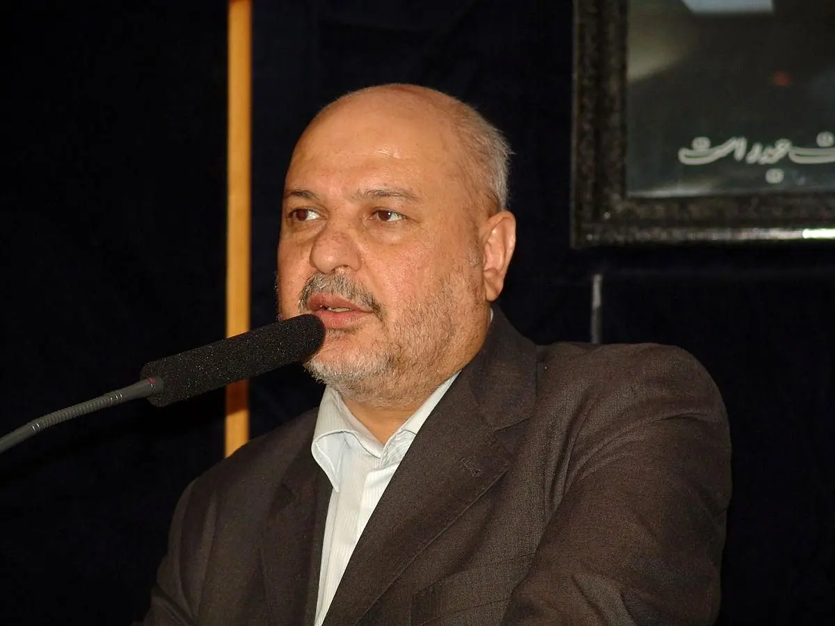 حمله از بیرون ودرون به سازمان برنامه؛ میرکاظمی قربانی می‌شود؟