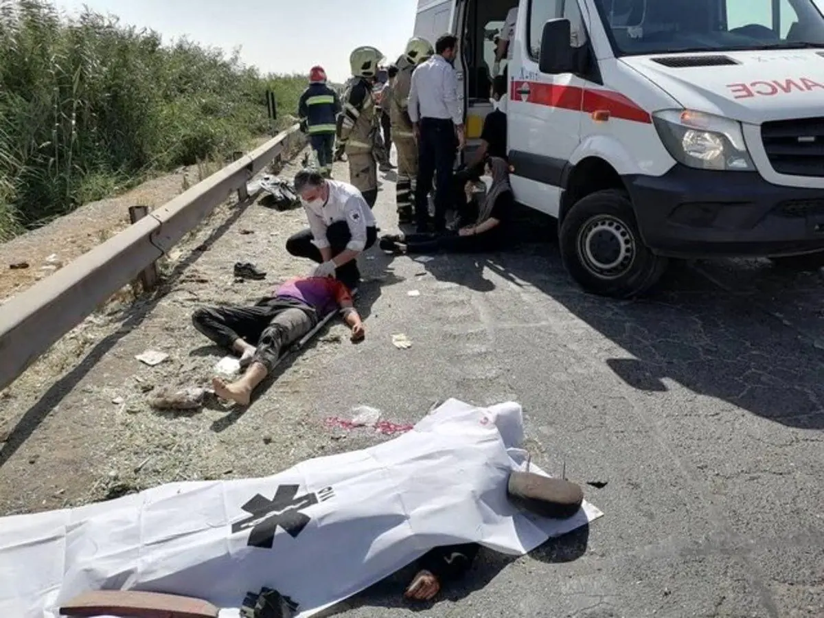 جزییات تصادف مرگبار کامیون میکسر با ۱۱ خودرو