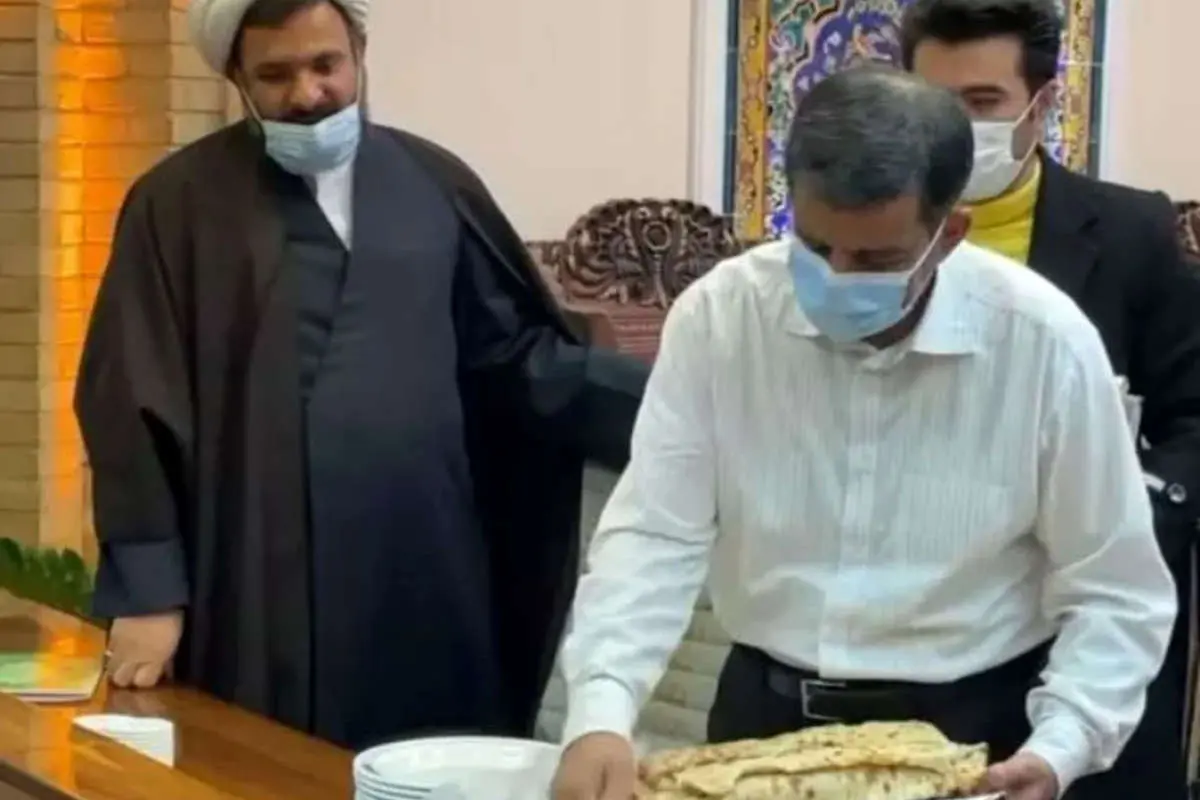 (ویدئو) ضرغامی با کباب بناب به جنگ مکدونالد رفت