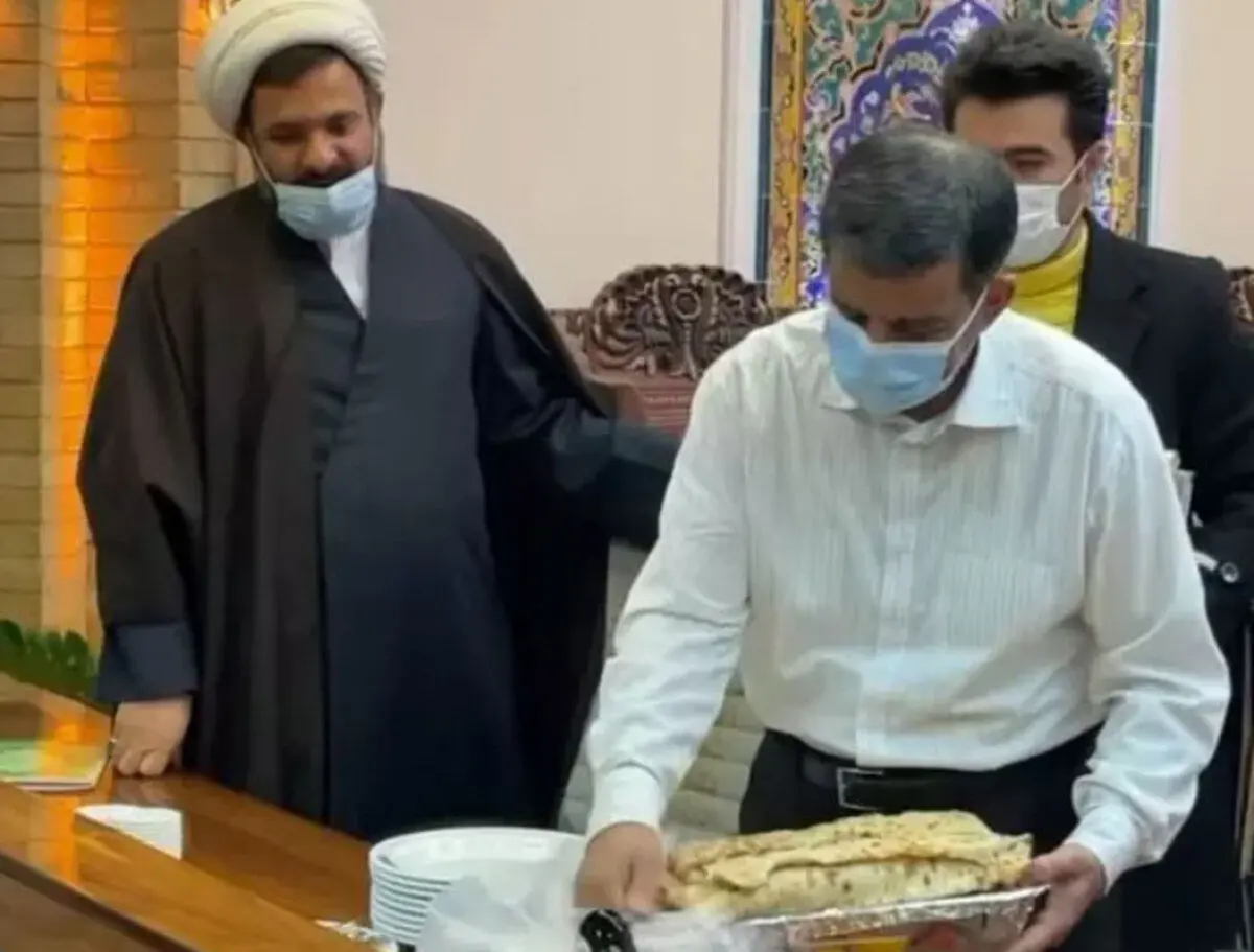 (ویدئو) ضرغامی با کباب بناب به جنگ مک‌دونالد رفت