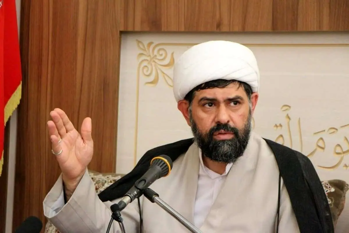 «خانوادهای وجود دارد که پول پوشاک ندارد، اما برای ماهواره هزینه میکند»
